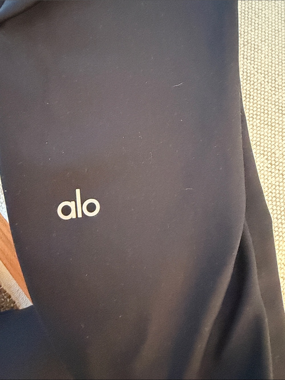 ALO Yoga High Waisted Black Leggings - Picture 3 of 5